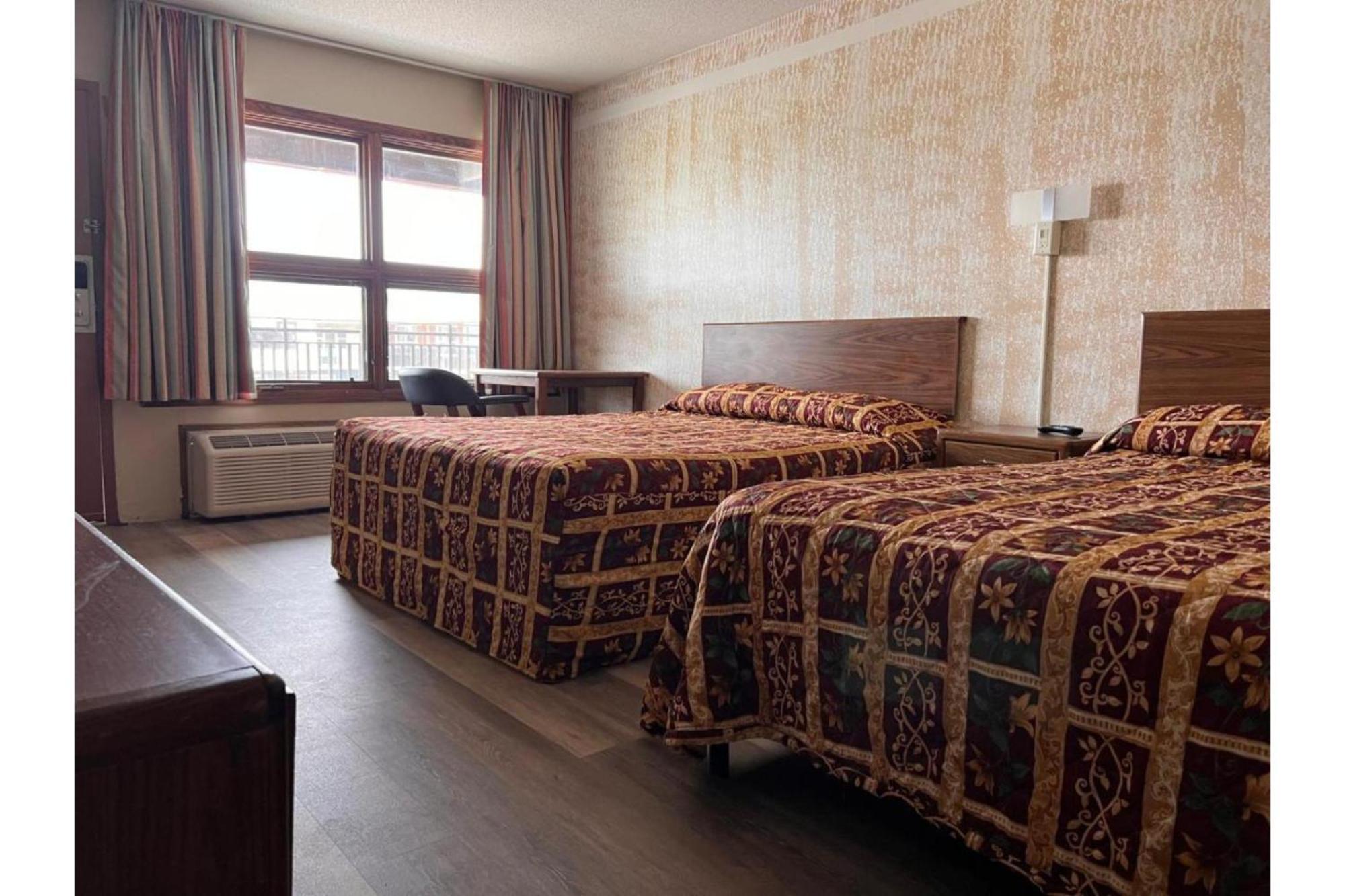 Devils Lake Inn By Oyo Near Devils Lake Regional Airport Buitenkant foto